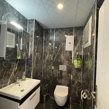 One-bedroom With A Very Big Terrace Apartamento Alanya